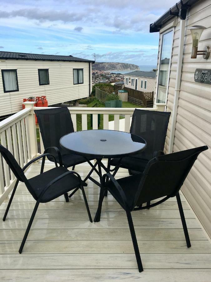 Отель Swanage Caravan Экстерьер фото